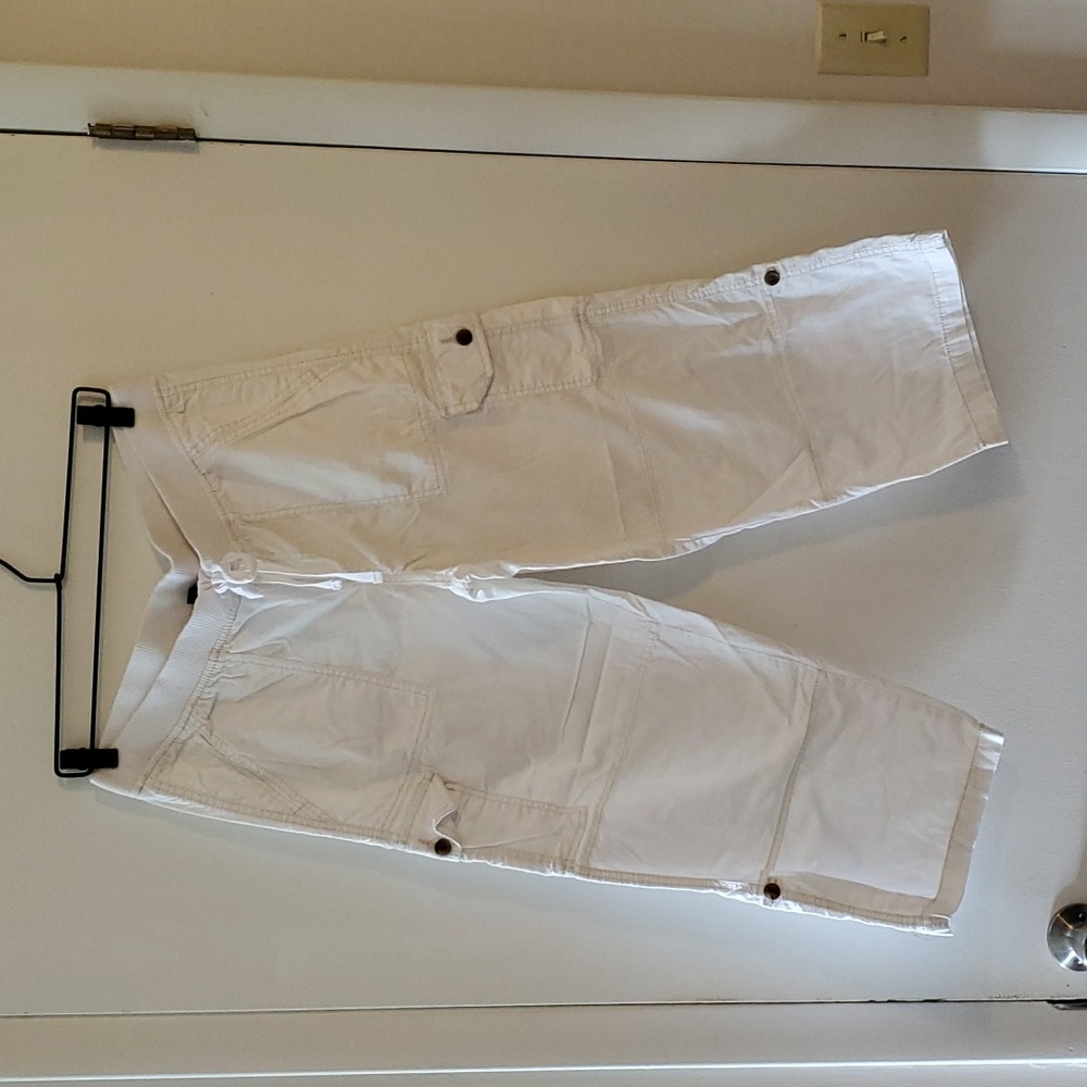 Capris pants